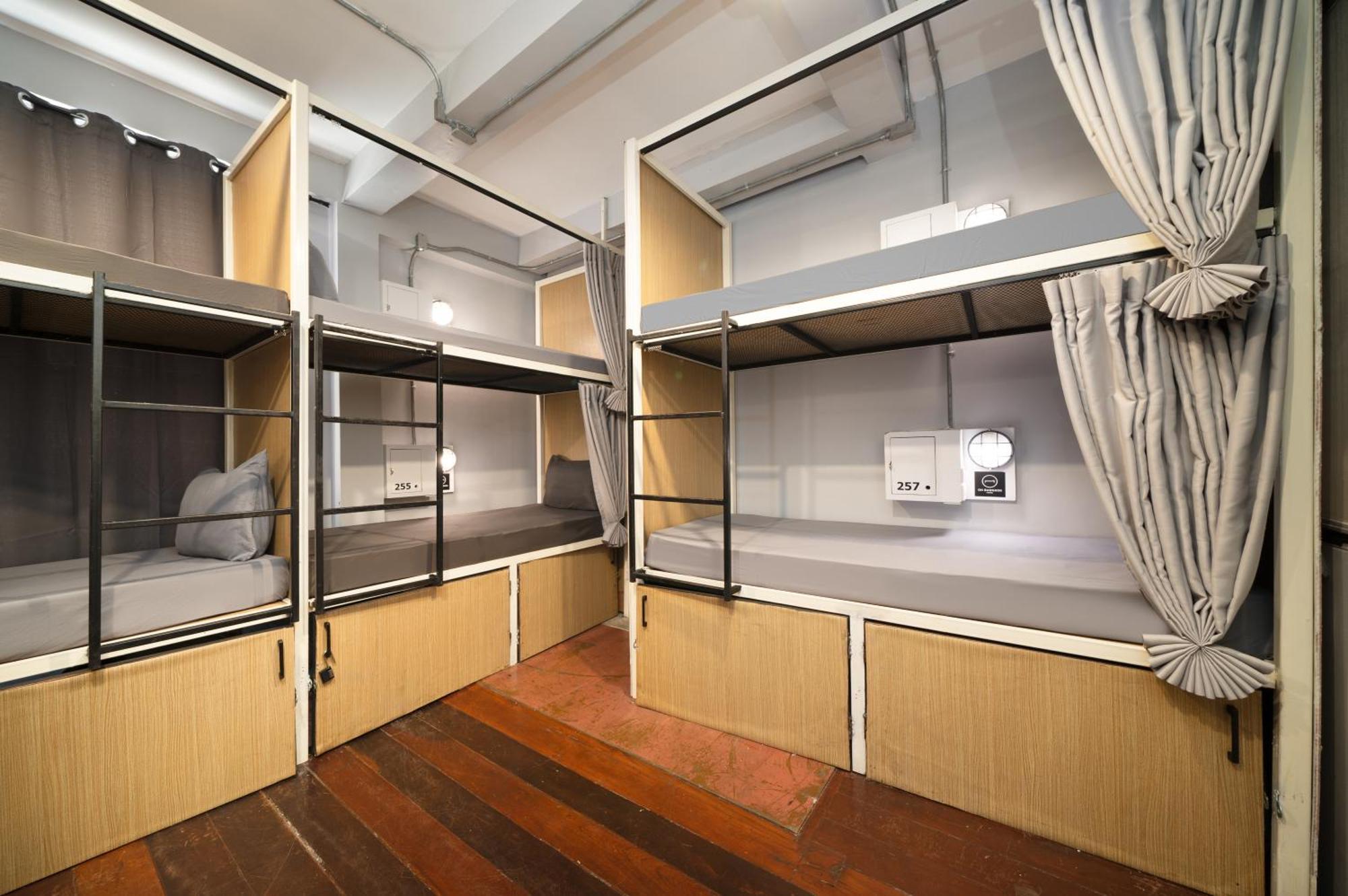 Oh Hostels - กรุงเทพมหานคร ภายนอก รูปภาพ